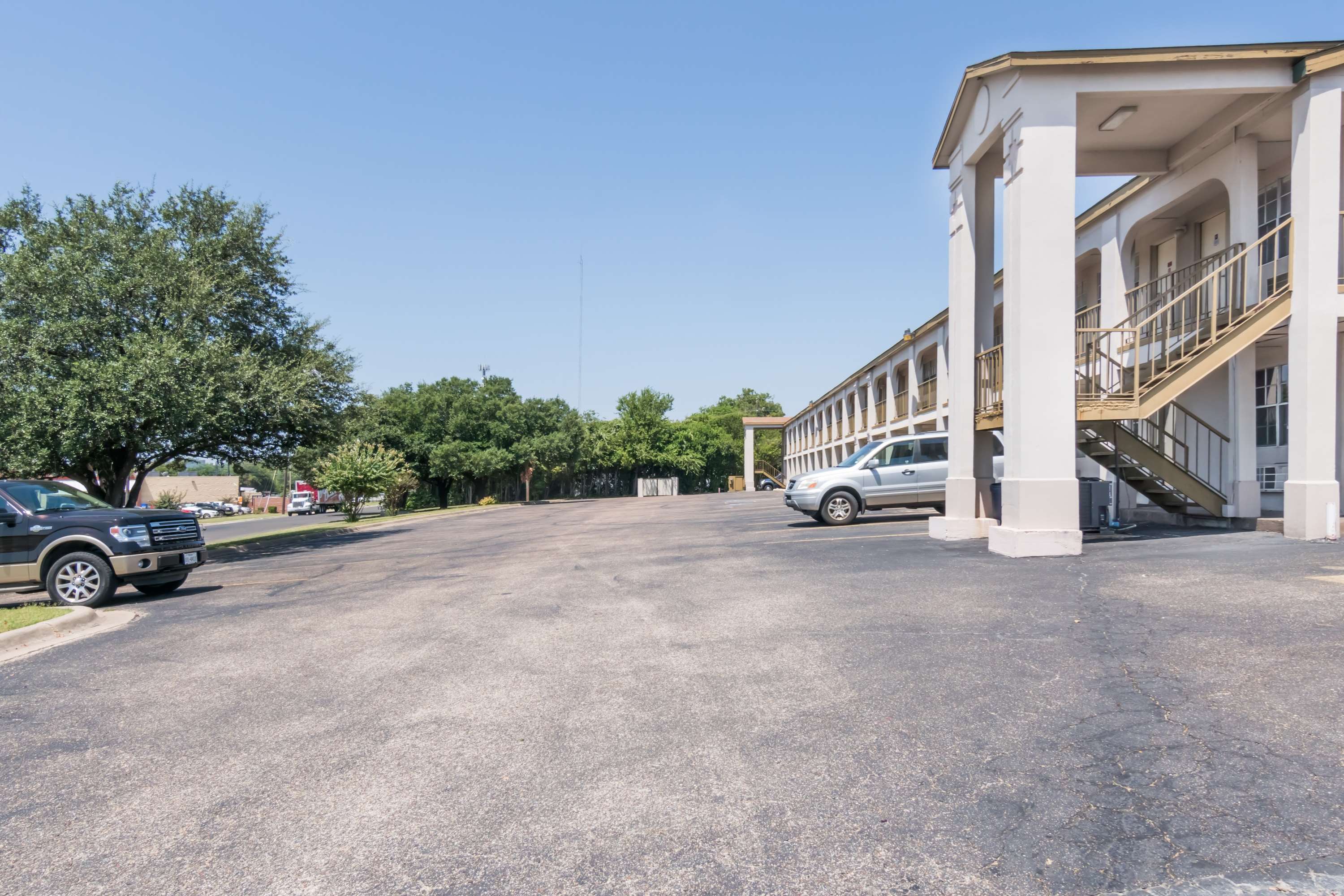 Knights Inn - Belton/temple