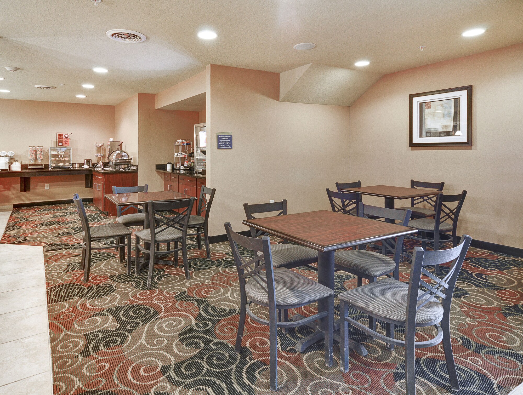 Cobblestone Inn & Suites