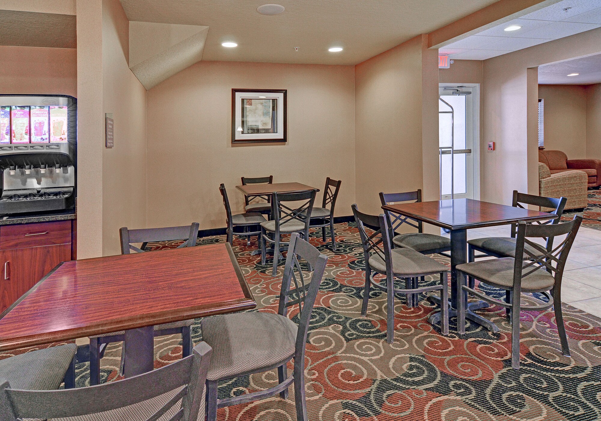 Cobblestone Inn & Suites