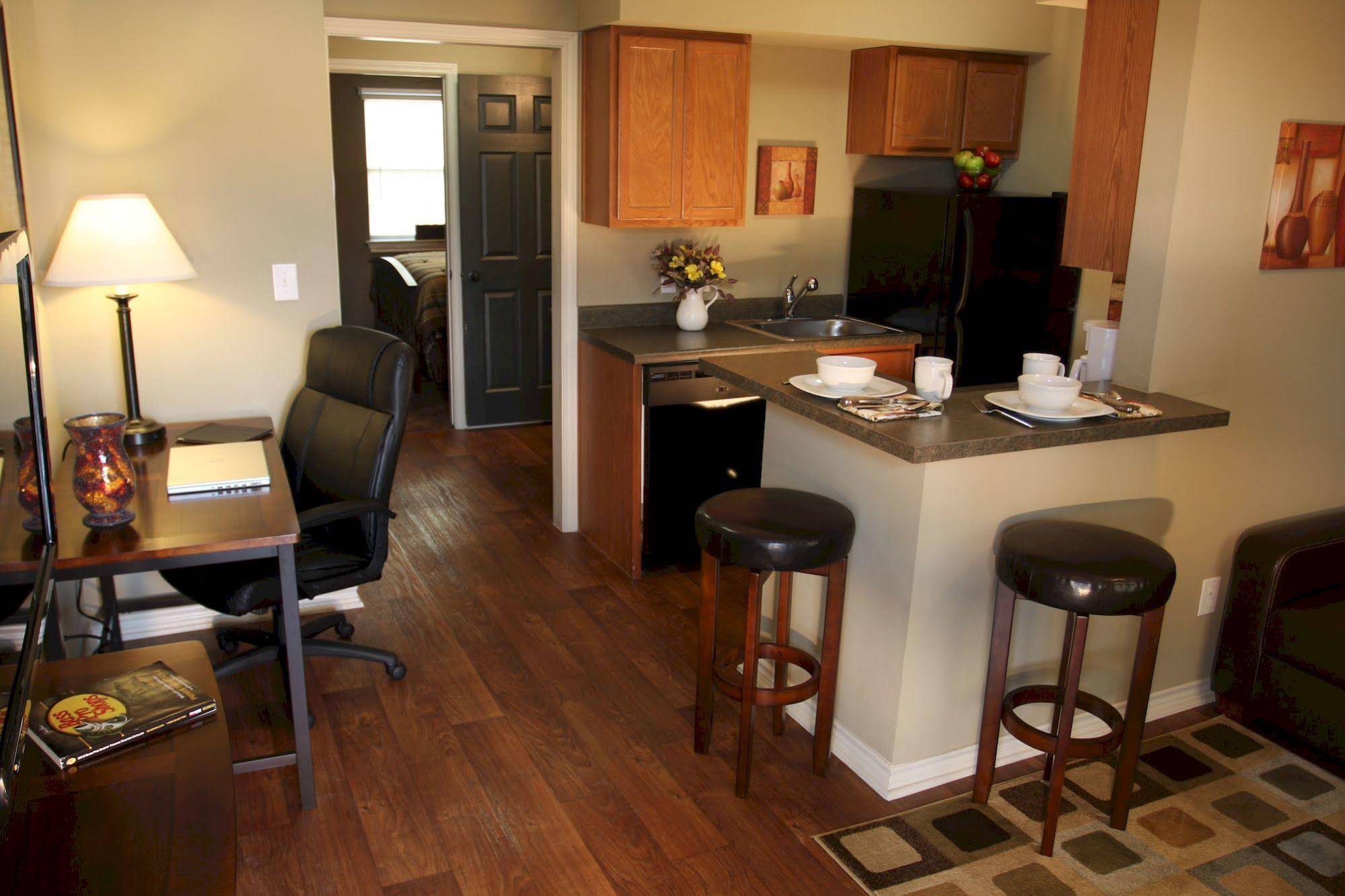 Eagle's Den Suites at Big Spring