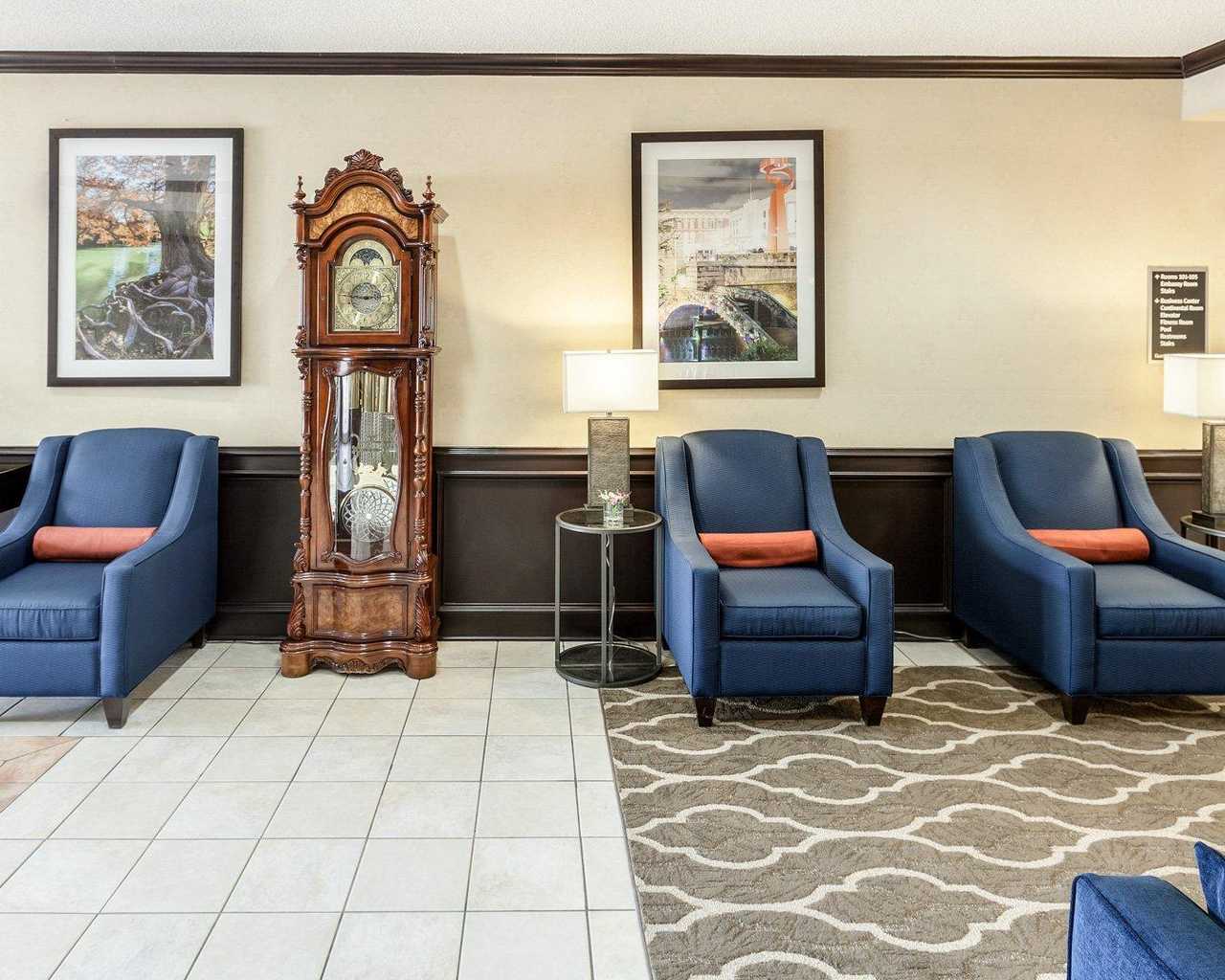 Comfort Inn & Suites Texas Hill Country