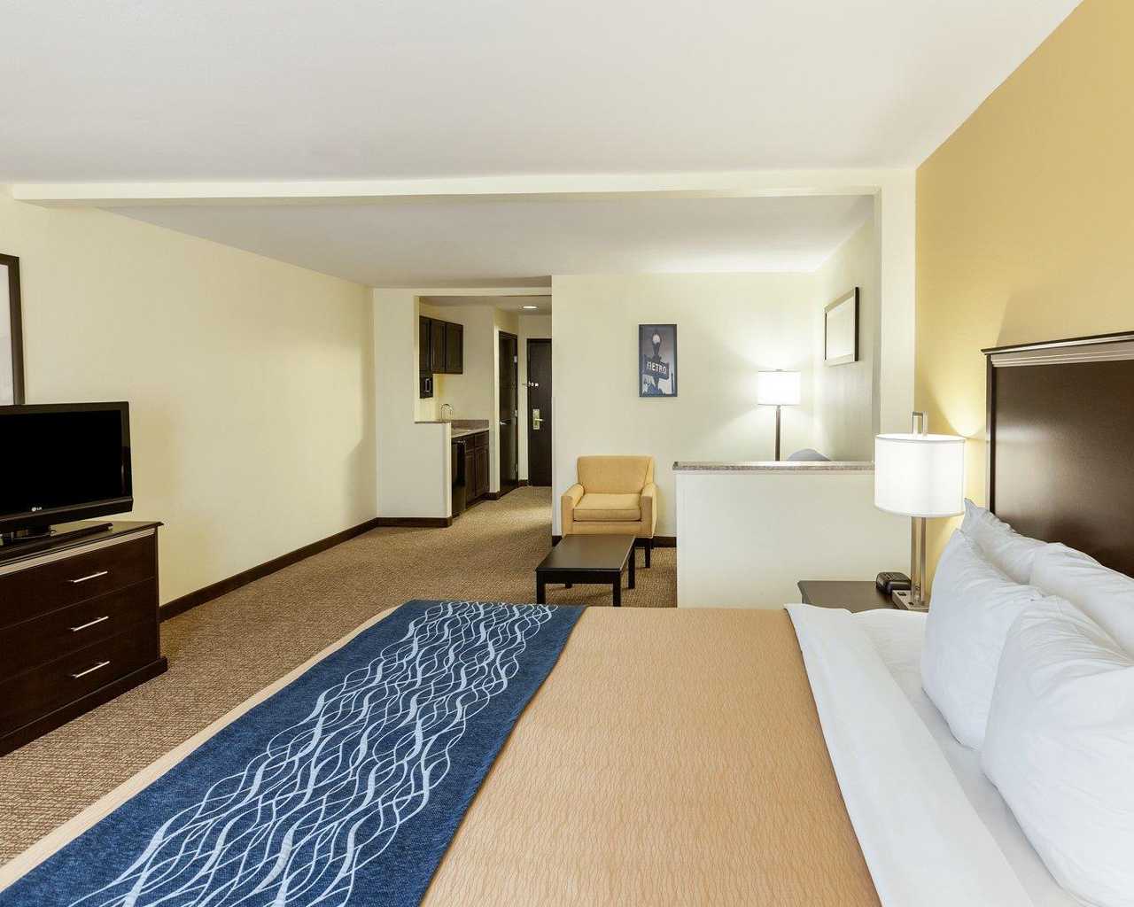 Comfort Inn & Suites Texas Hill Country