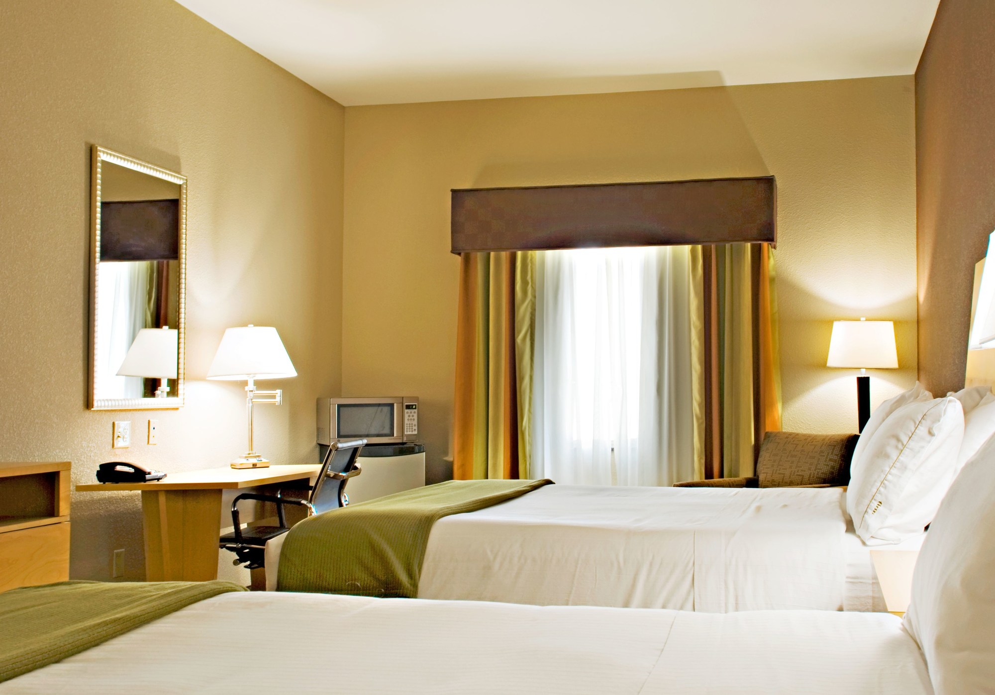 Holiday Inn Express & Suites Borger