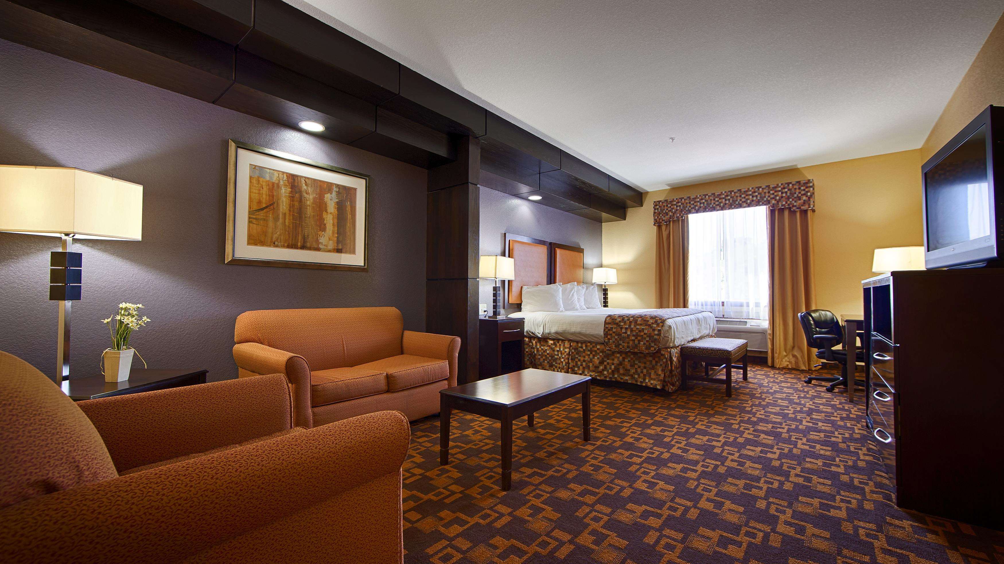 Best Western Bowie Inn & Suites
