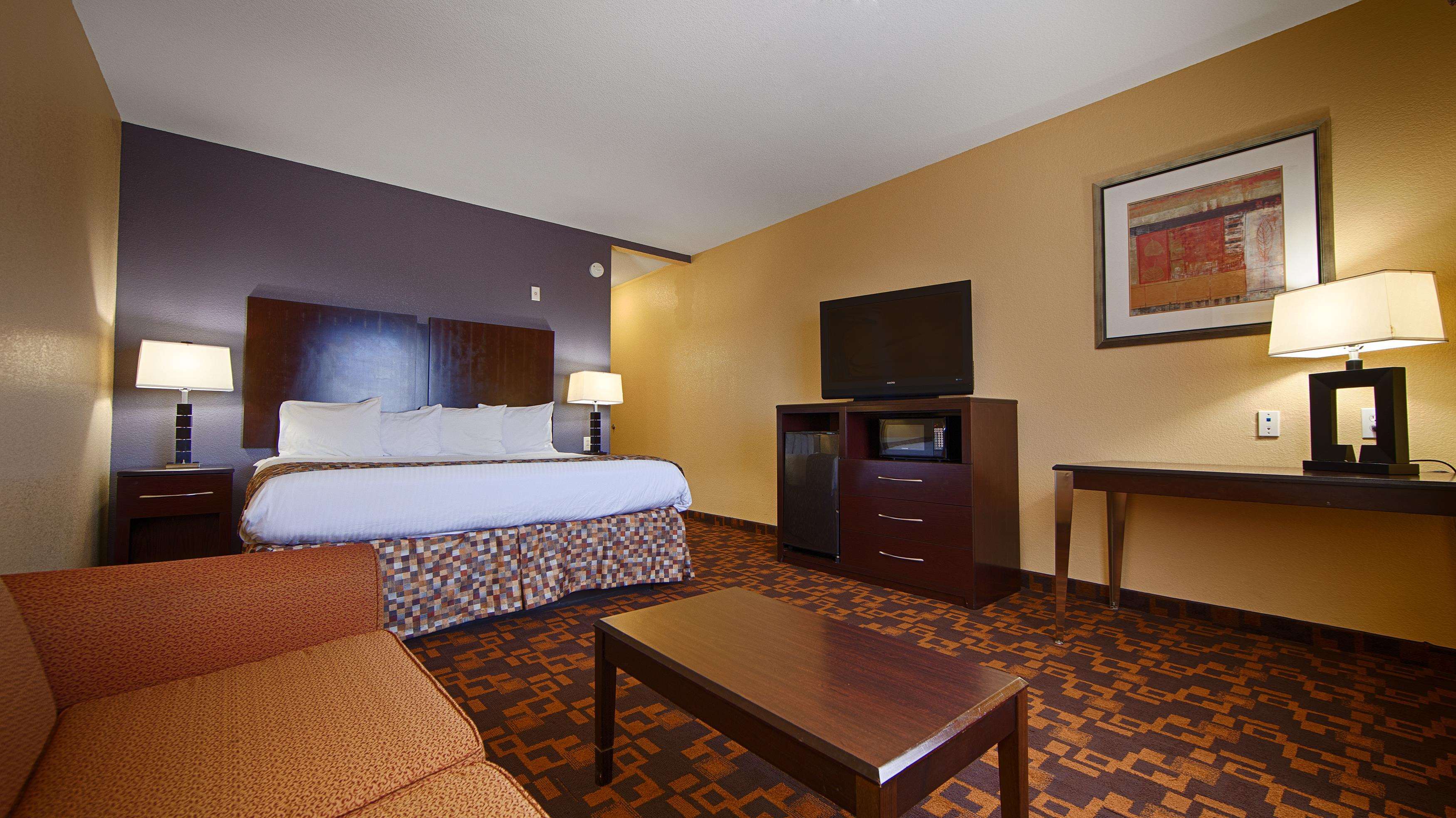 Best Western Bowie Inn & Suites