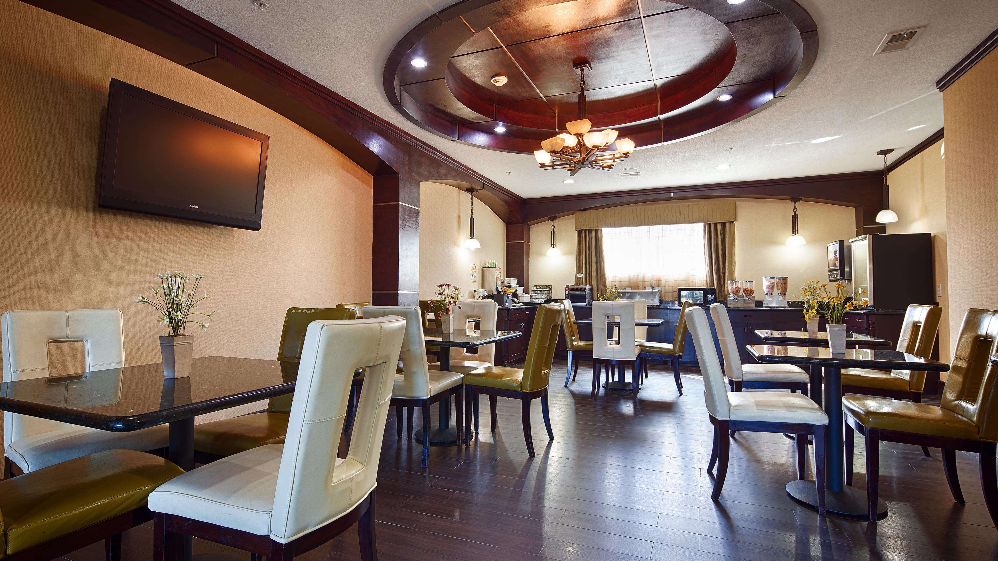 Best Western Bowie Inn & Suites