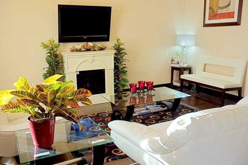 Best Western Bowie Inn & Suites