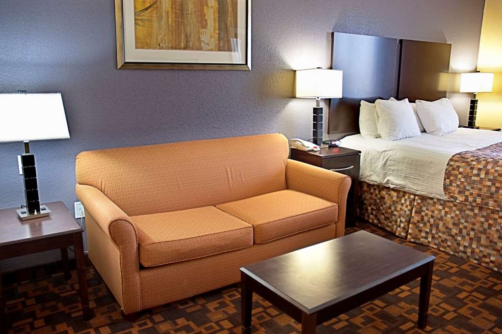 Best Western Bowie Inn & Suites