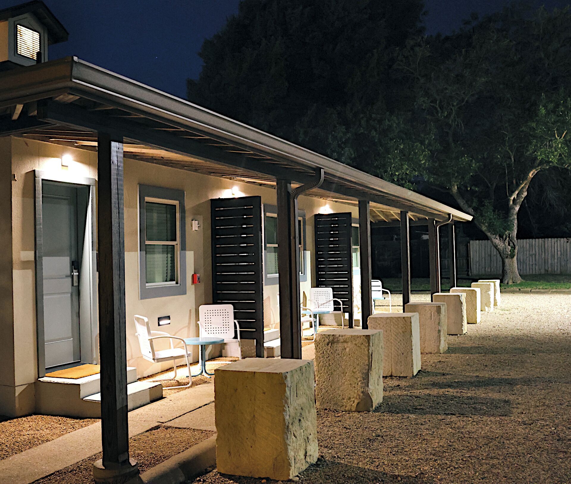 Dixie Motel