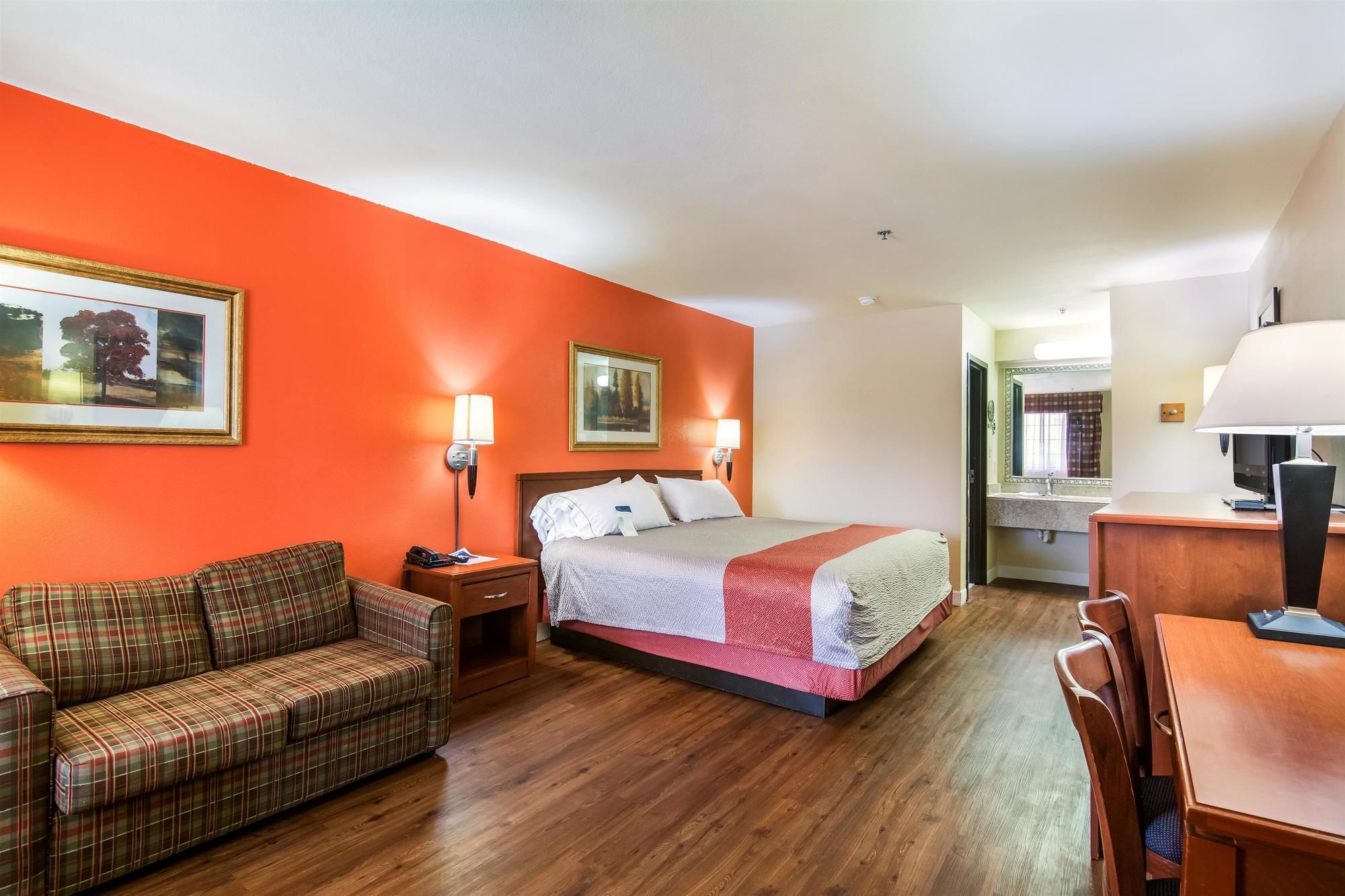 Motel 6 Brenham, TX