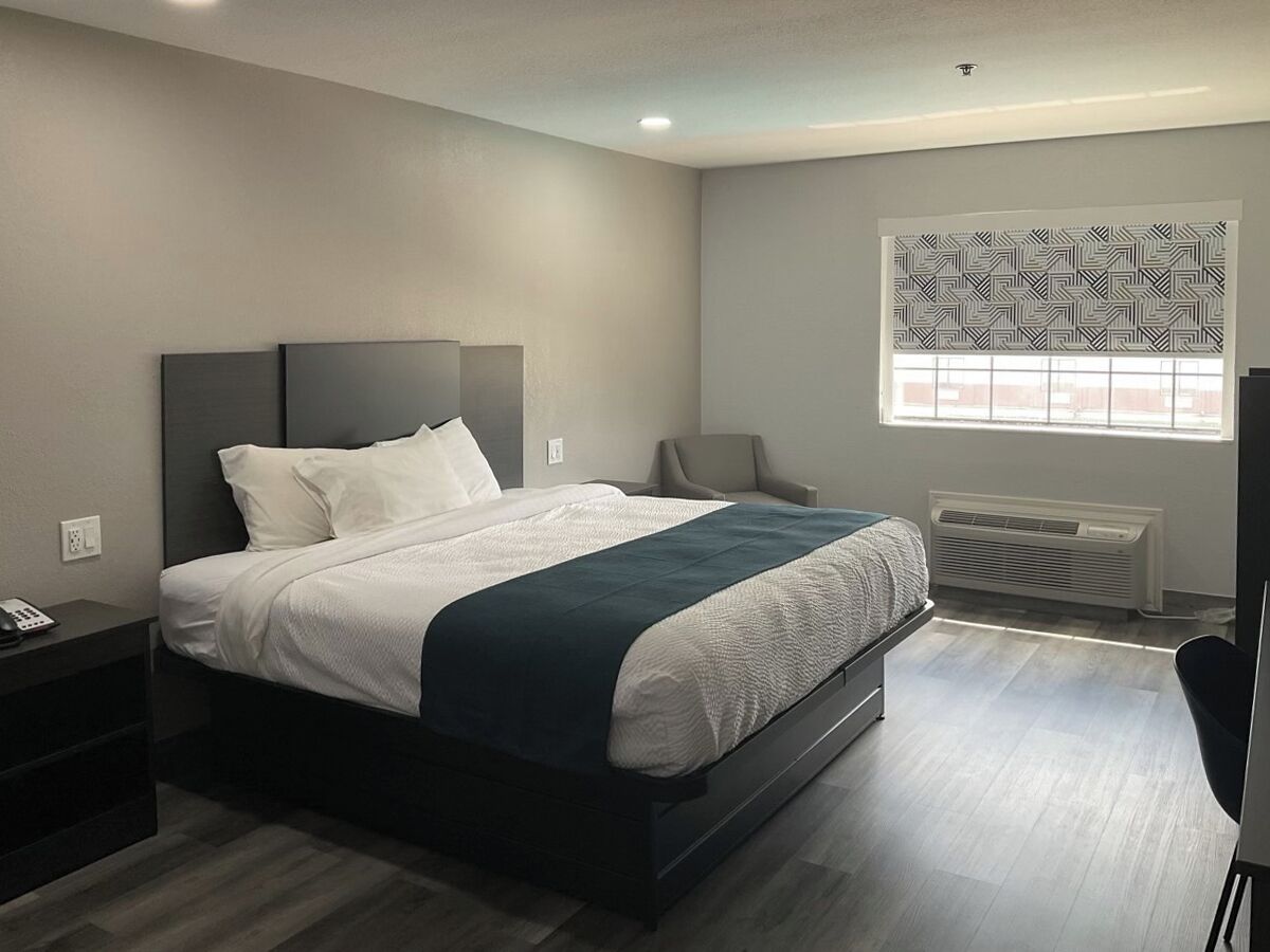 Studio 6 Suites Brenham Tx