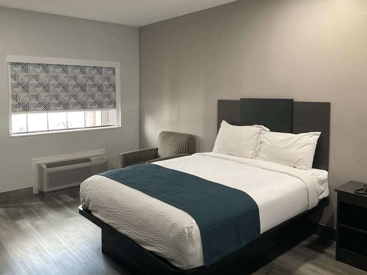 Studio 6 Suites Brenham Tx