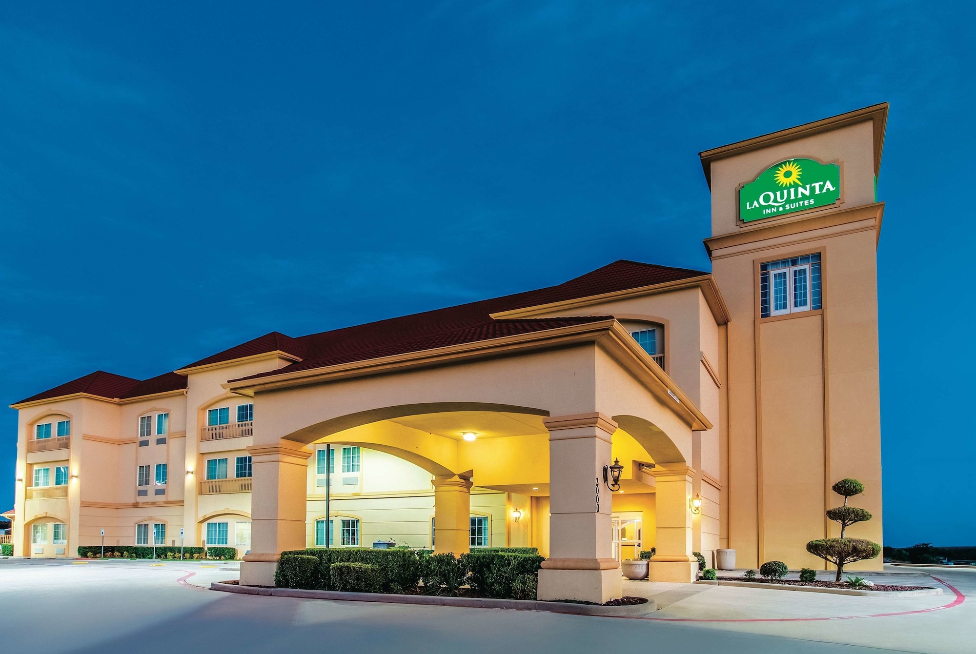 La Quinta Inn & Suites by Wyndham Bridgeport
