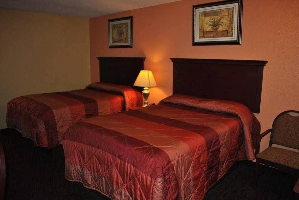 Executive Inn Brookshire