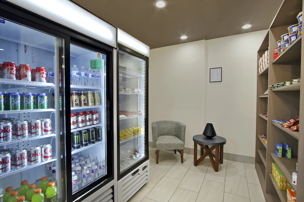 Holiday Inn Express & Suites Brookshire - Katy Freeway