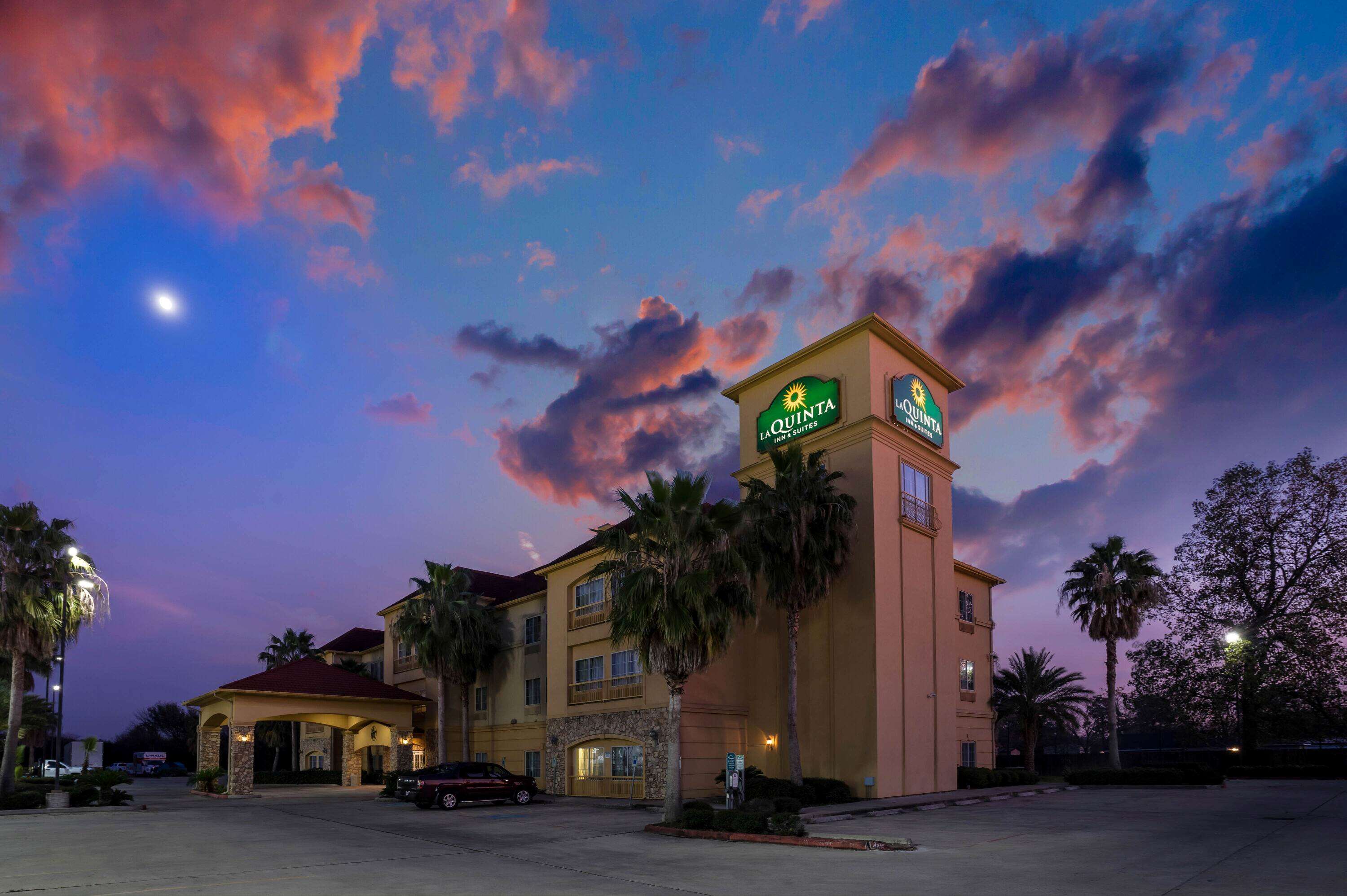 La Quinta Inn & Suites by Wyndham-Brookshire-West Katy