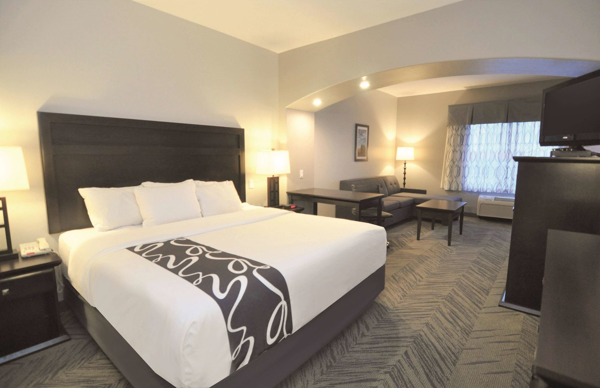 La Quinta Inn & Suites by Wyndham-Brookshire-West Katy