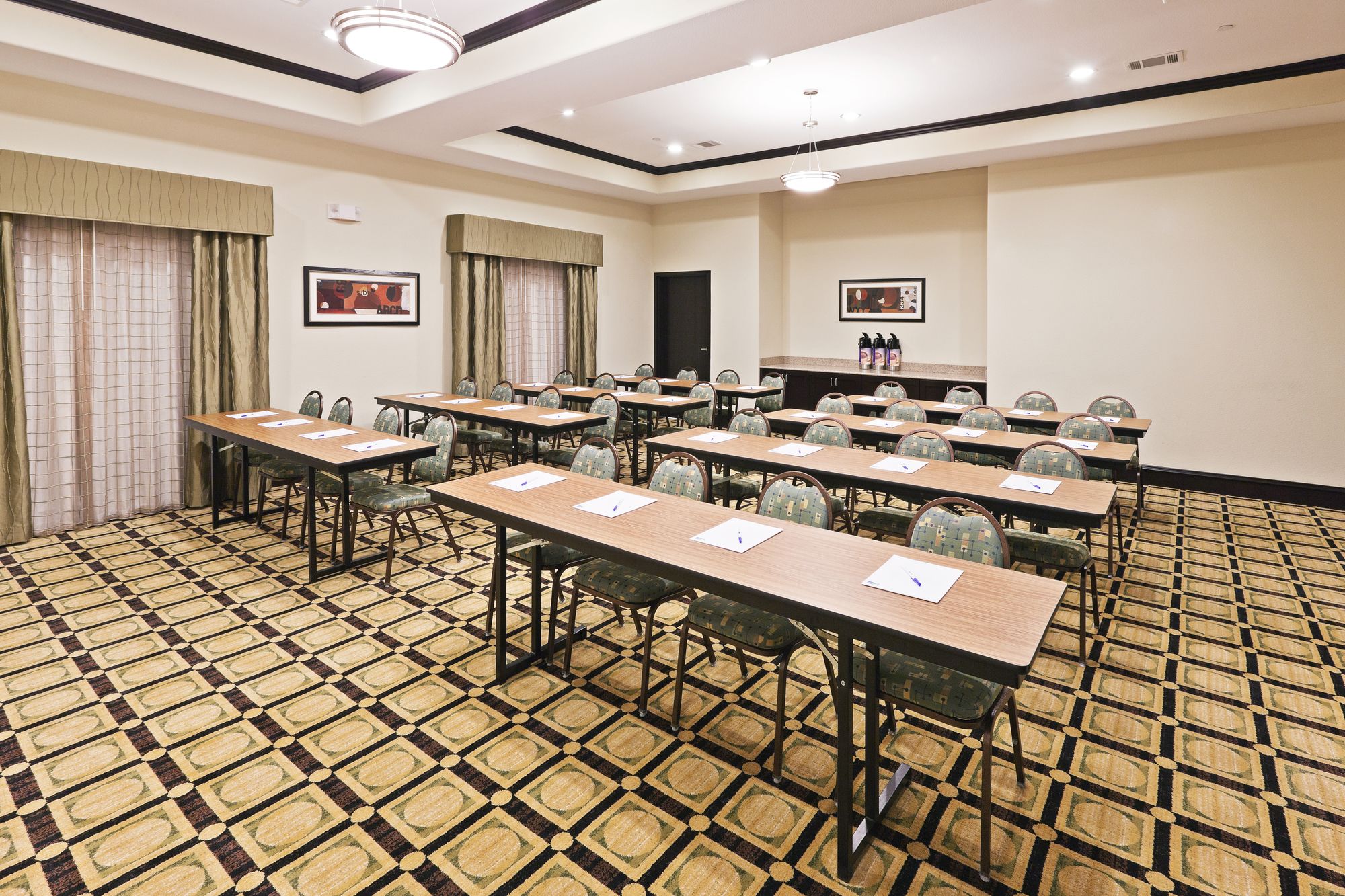 Holiday Inn Express Hotel & Suites Brownfield