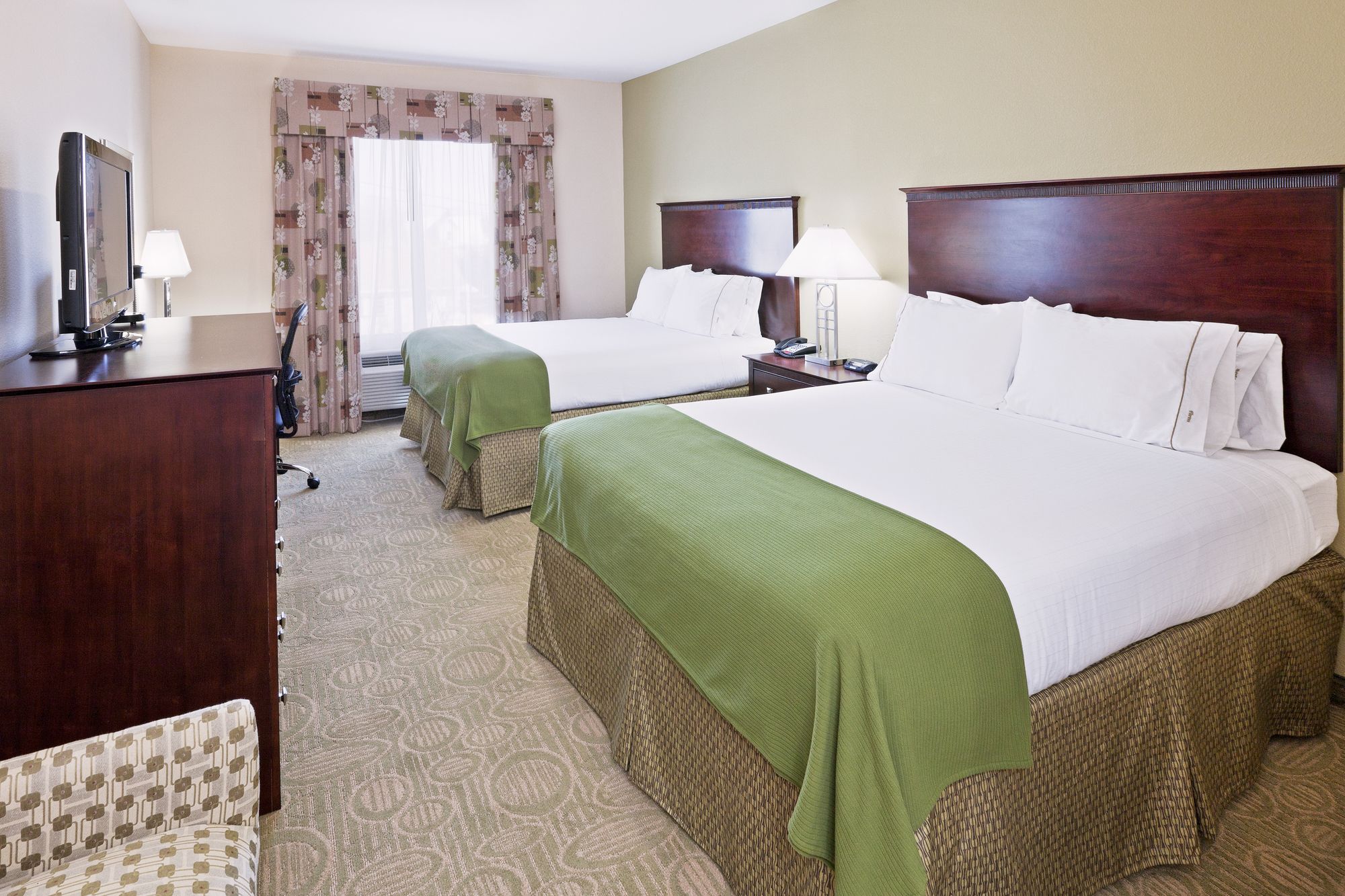 Holiday Inn Express Hotel & Suites Brownfield