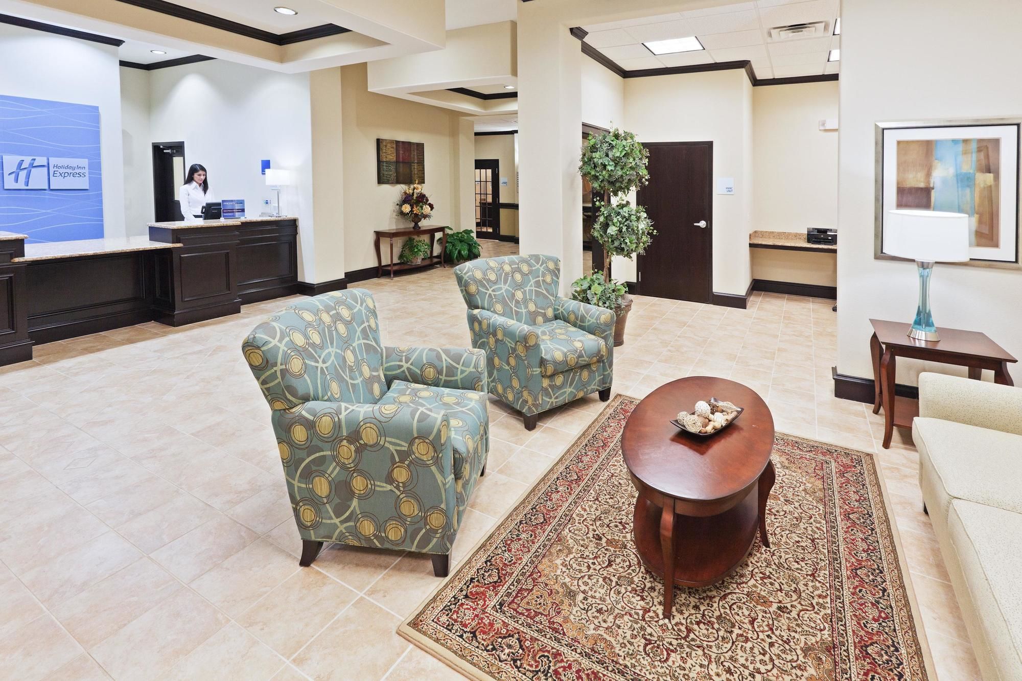 Holiday Inn Express Hotel & Suites Brownfield