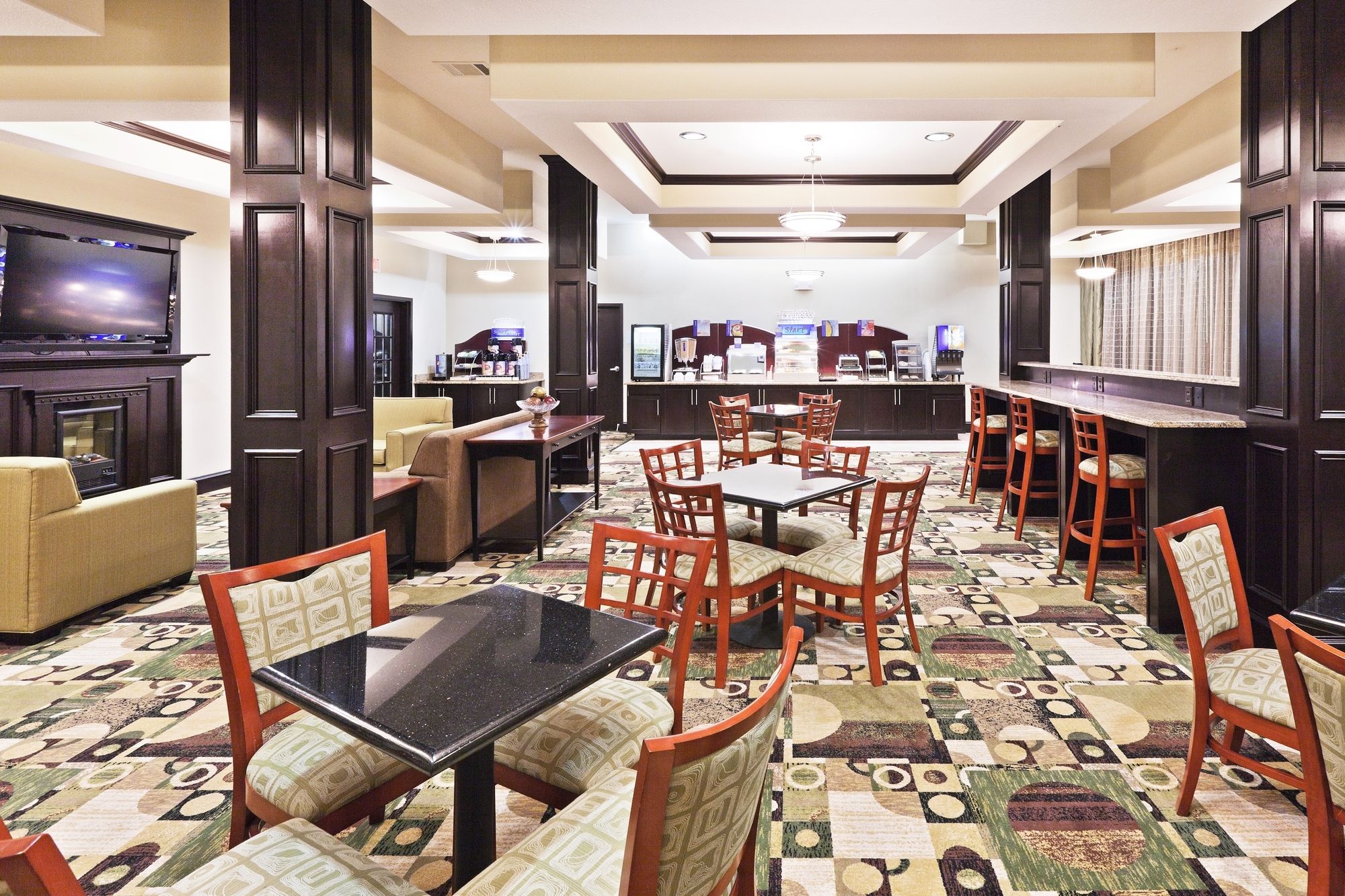 Holiday Inn Express Hotel & Suites Brownfield