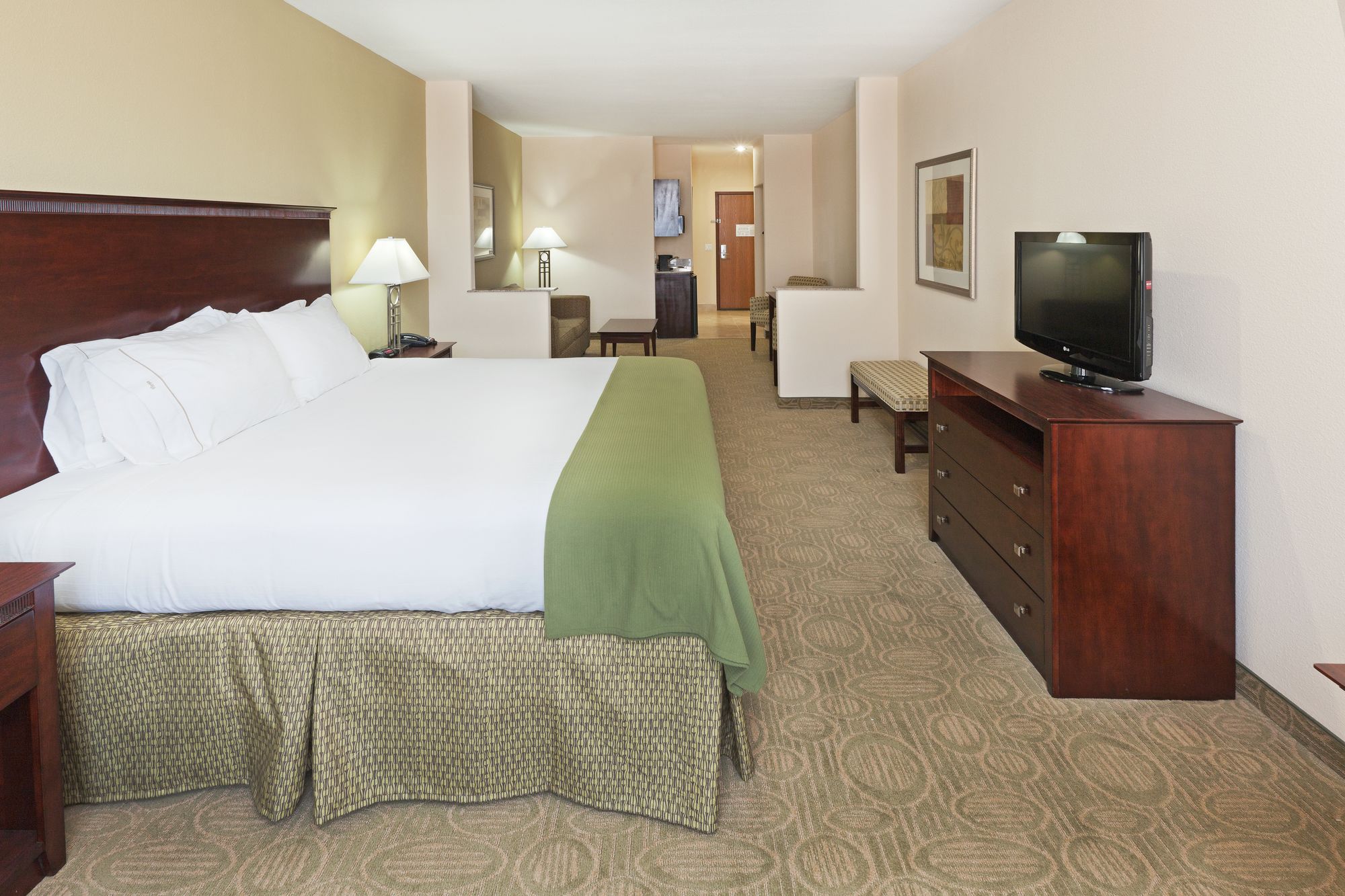 Holiday Inn Express Hotel & Suites Brownfield