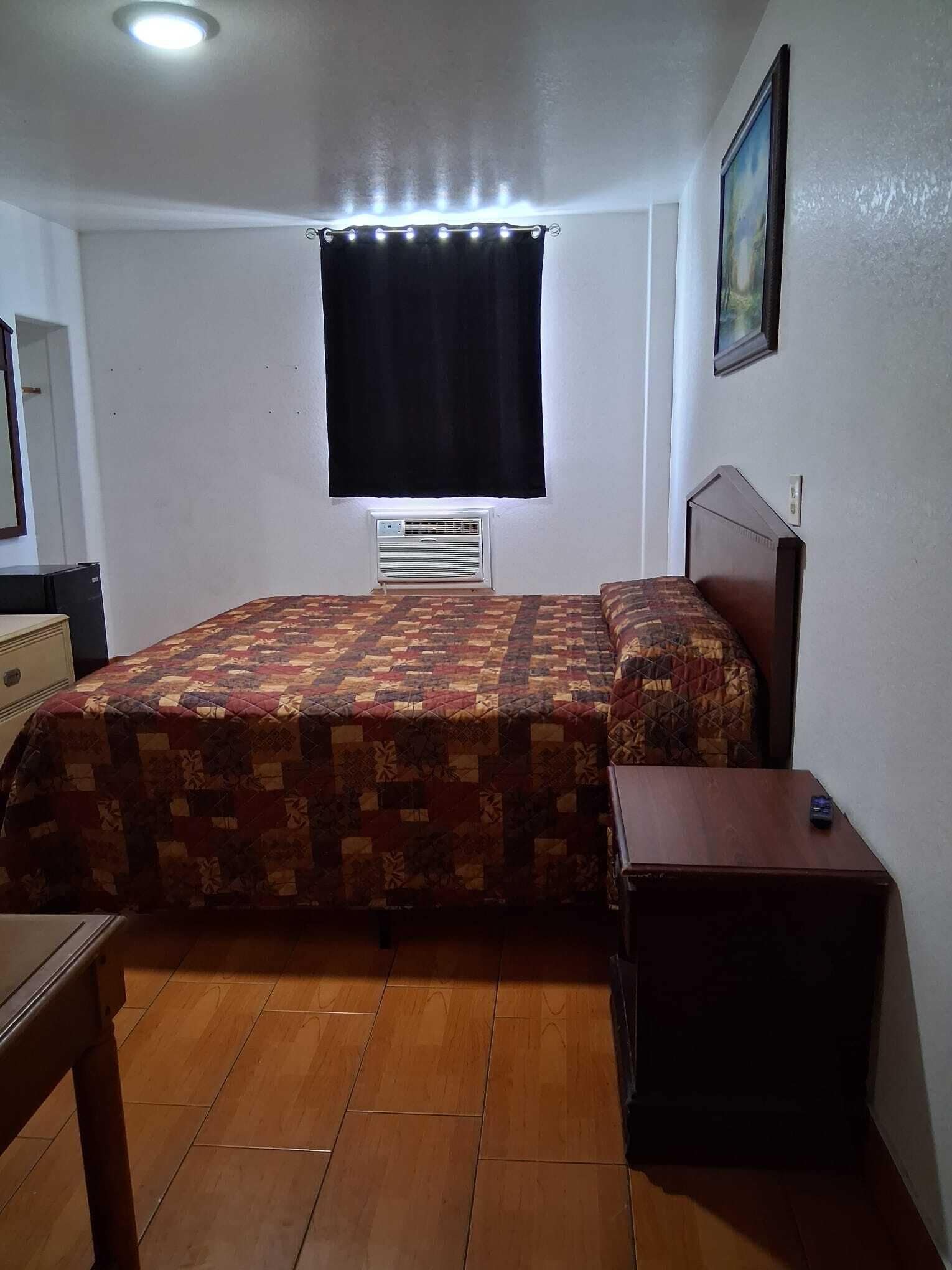 Best Value Inn Colonial