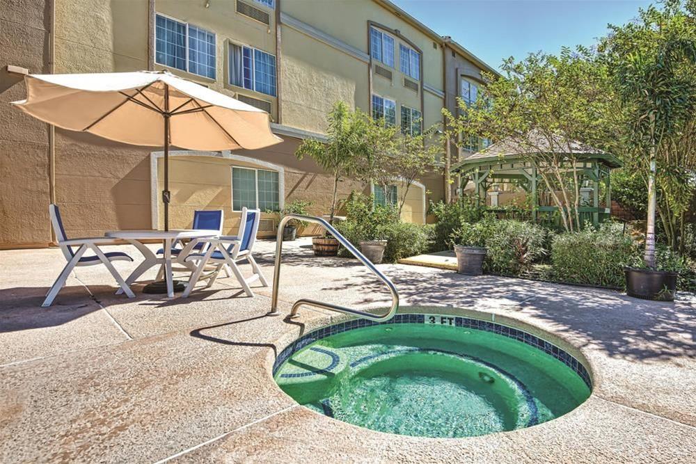 La Quinta Inn & Suites by Wyndham Brownsville North