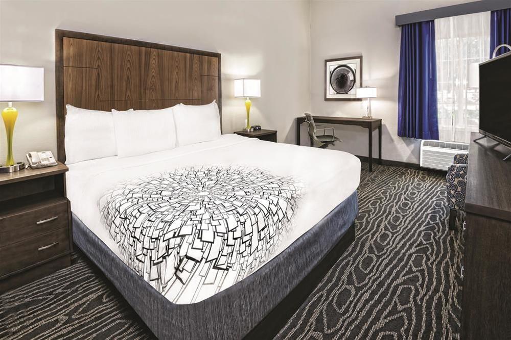 La Quinta Inn & Suites by Wyndham Brownsville North