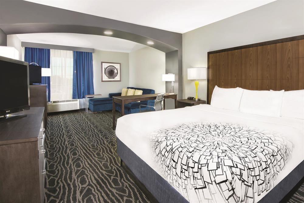 La Quinta Inn & Suites by Wyndham Brownsville North