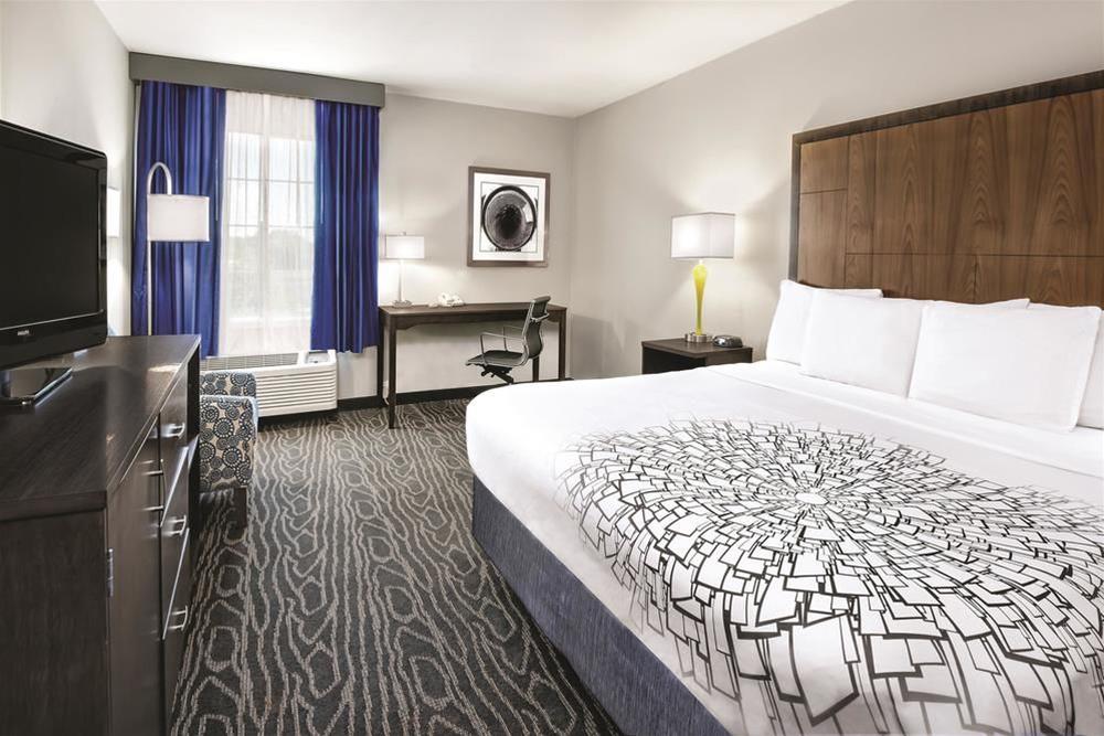 La Quinta Inn & Suites by Wyndham Brownsville North