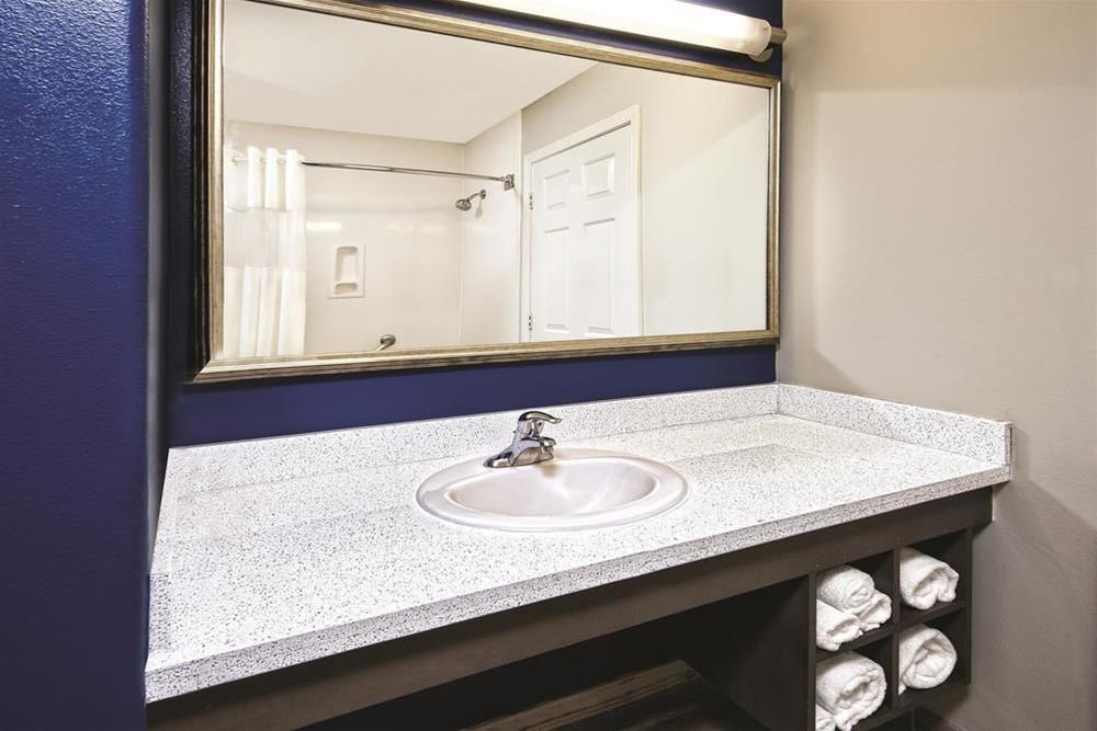 La Quinta Inn & Suites by Wyndham Brownsville North
