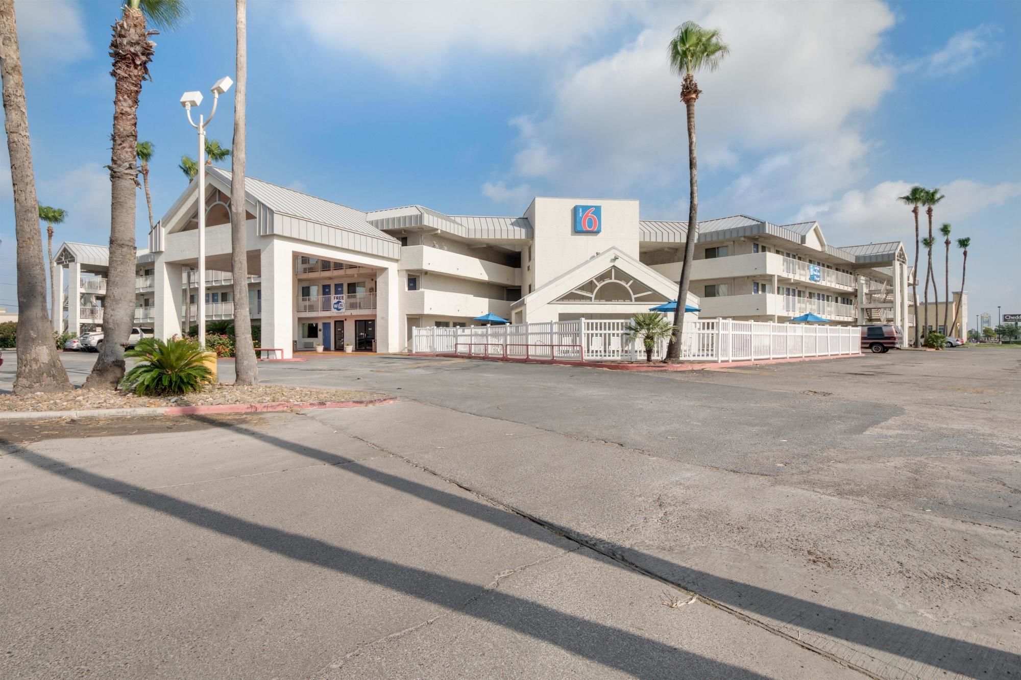 Motel 6 Brownsville North #4625