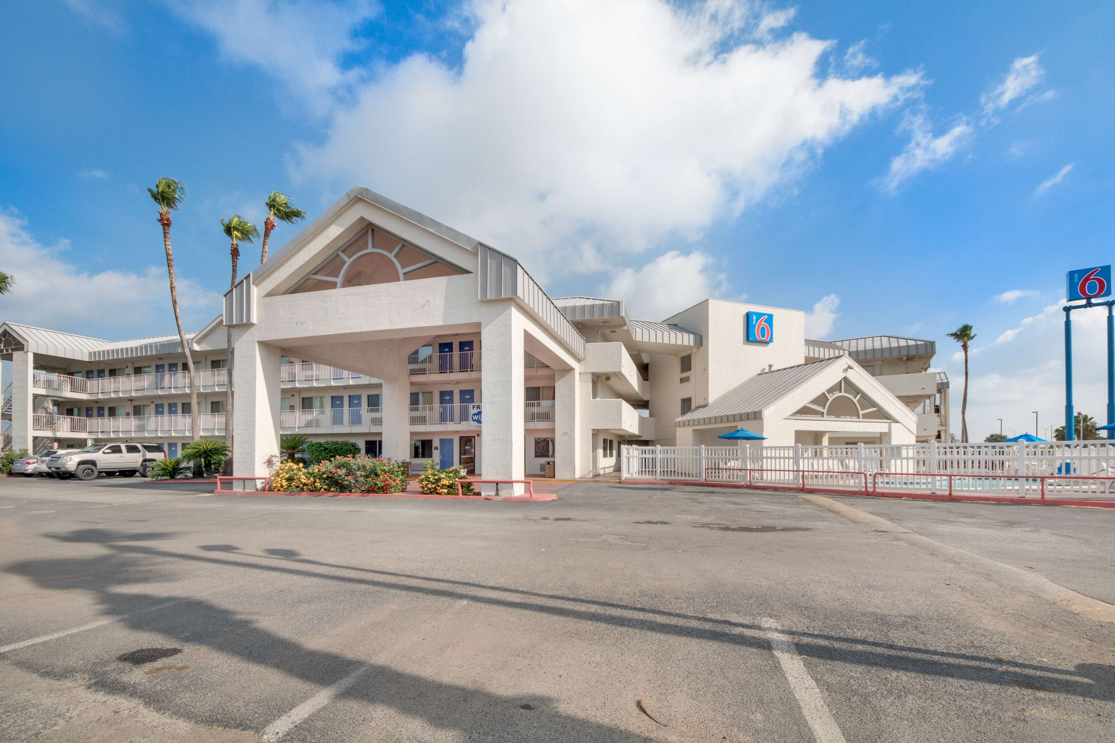 Motel 6 Brownsville North #4625