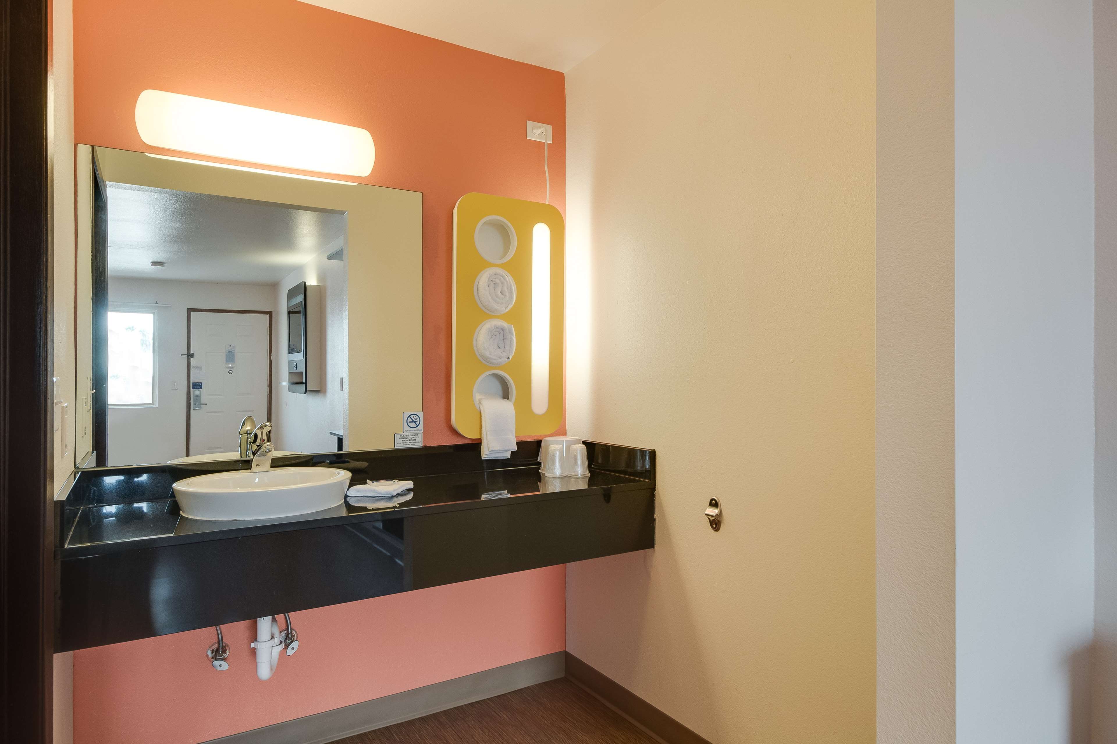 Motel 6 Brownsville North #4625
