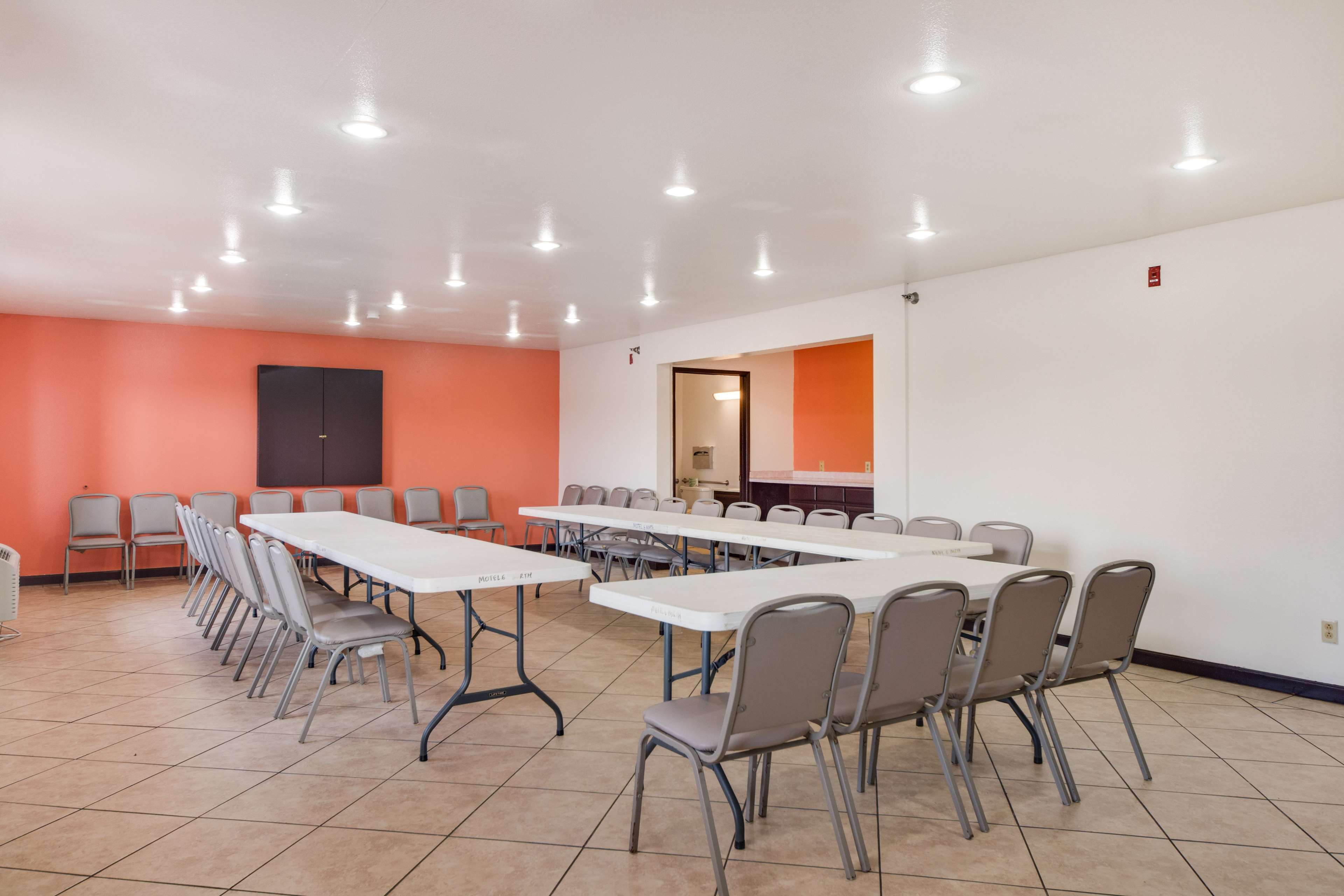 Motel 6 Brownsville North #4625