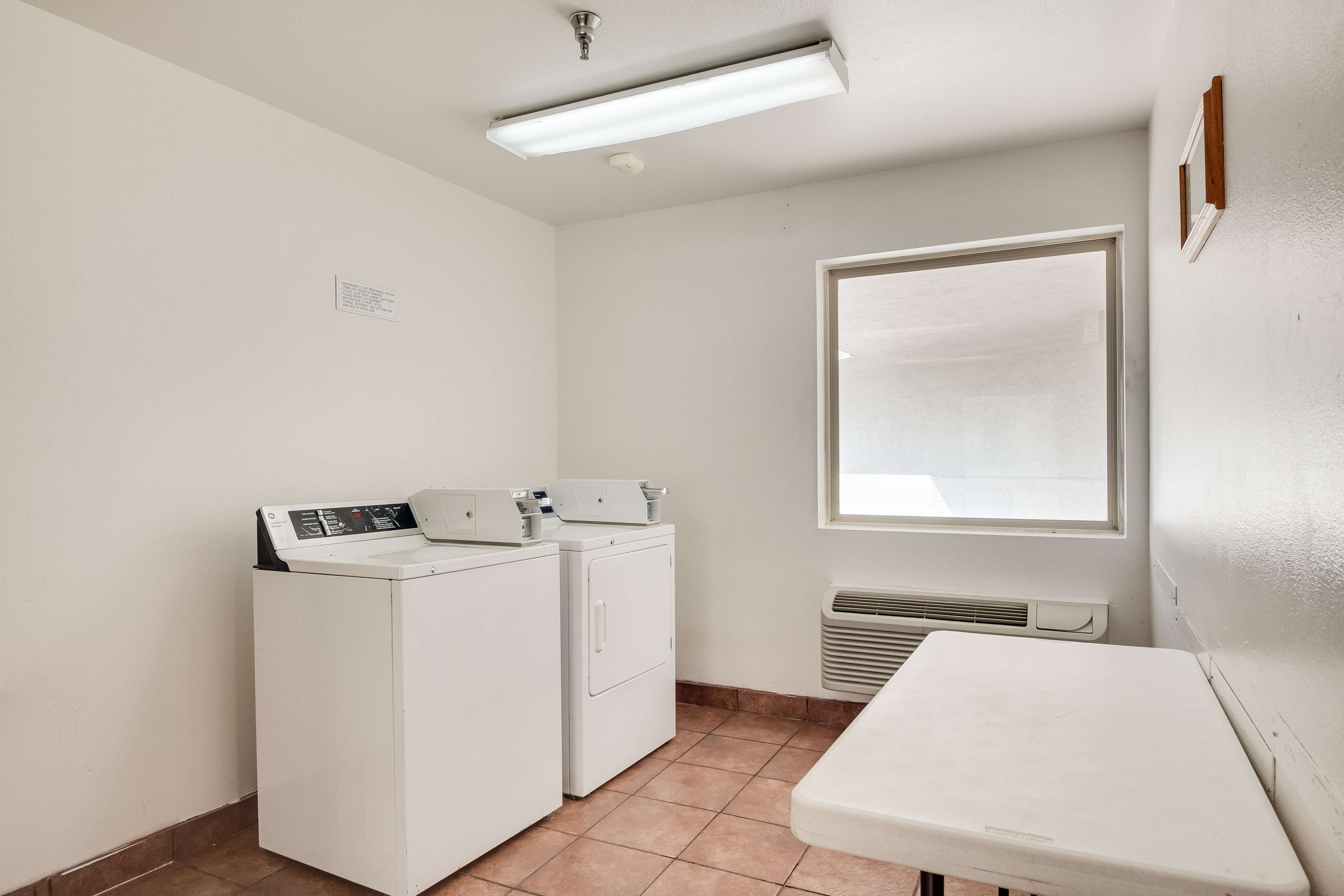 Motel 6 Brownsville North #4625