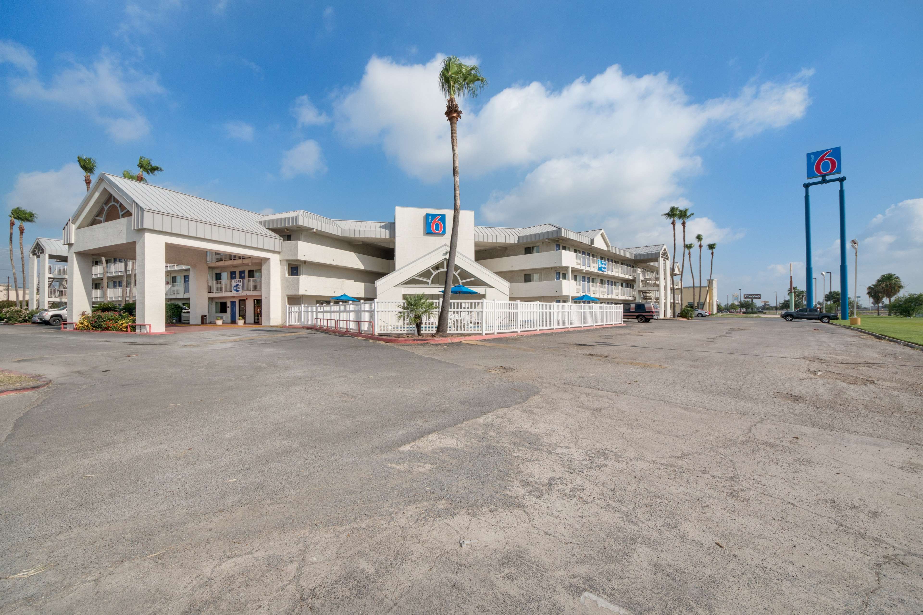 Motel 6 Brownsville North #4625