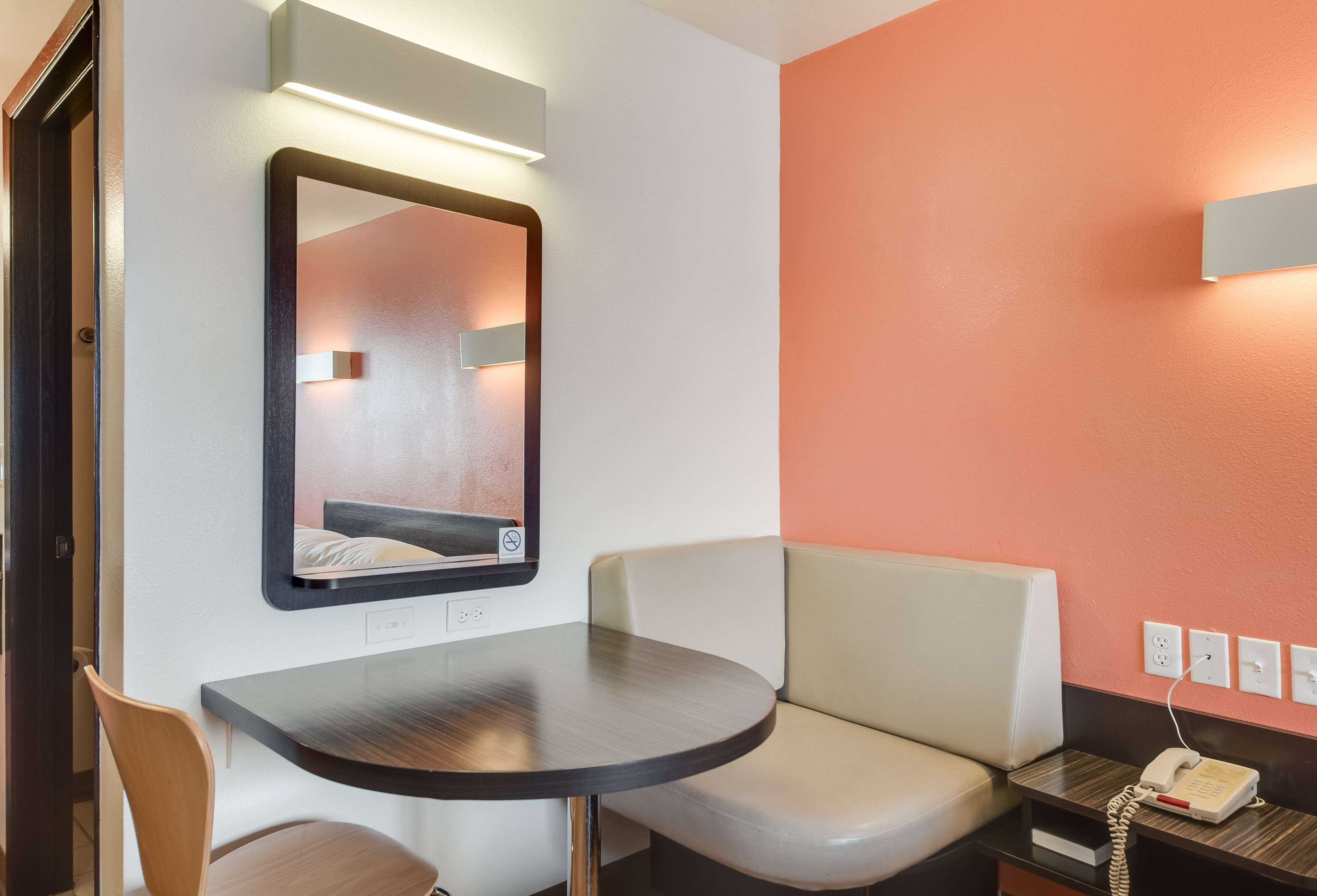 Motel 6 Brownsville North #4625