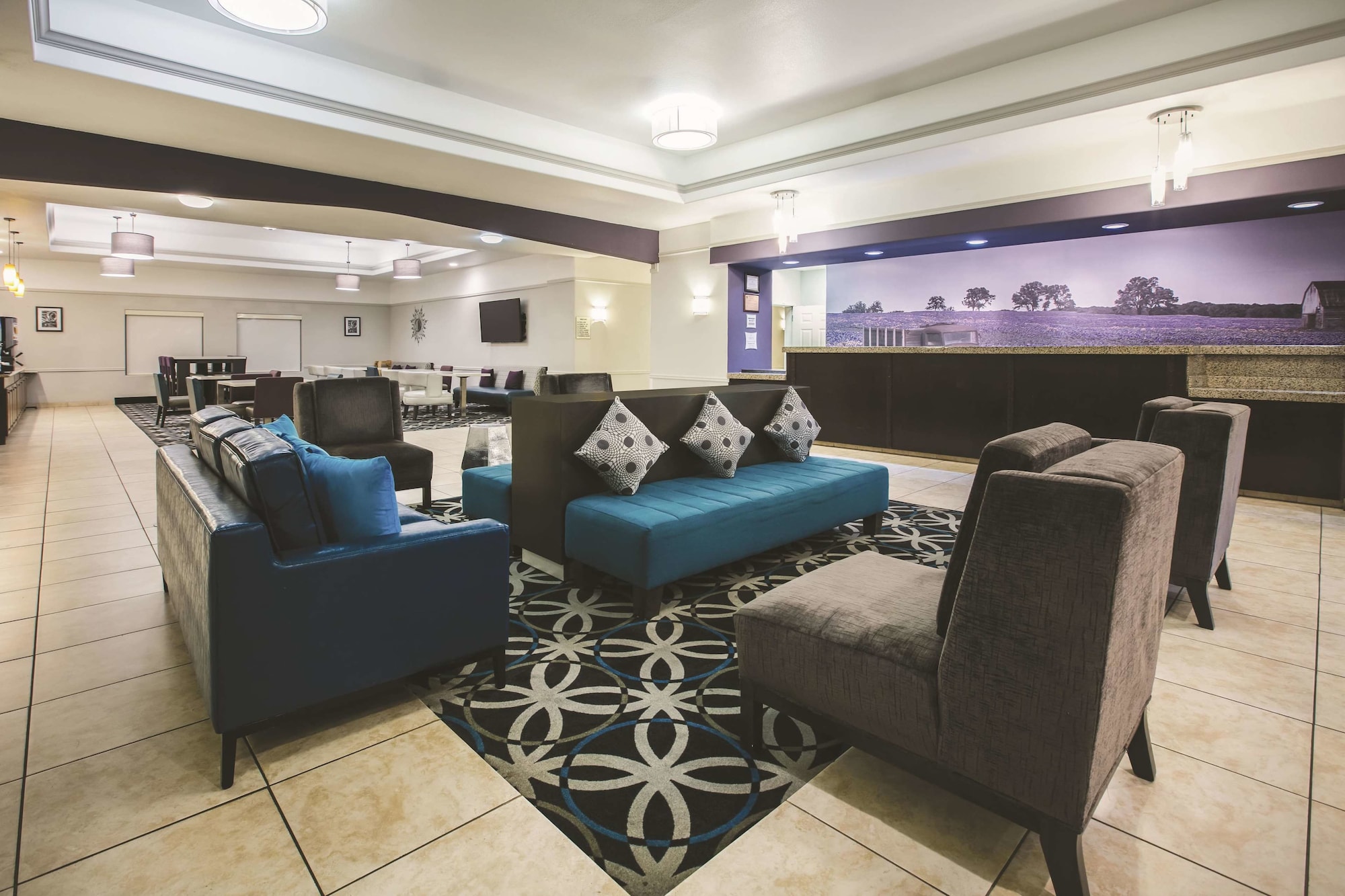 La Quinta Inn & Suites by Wyndham Brownwood