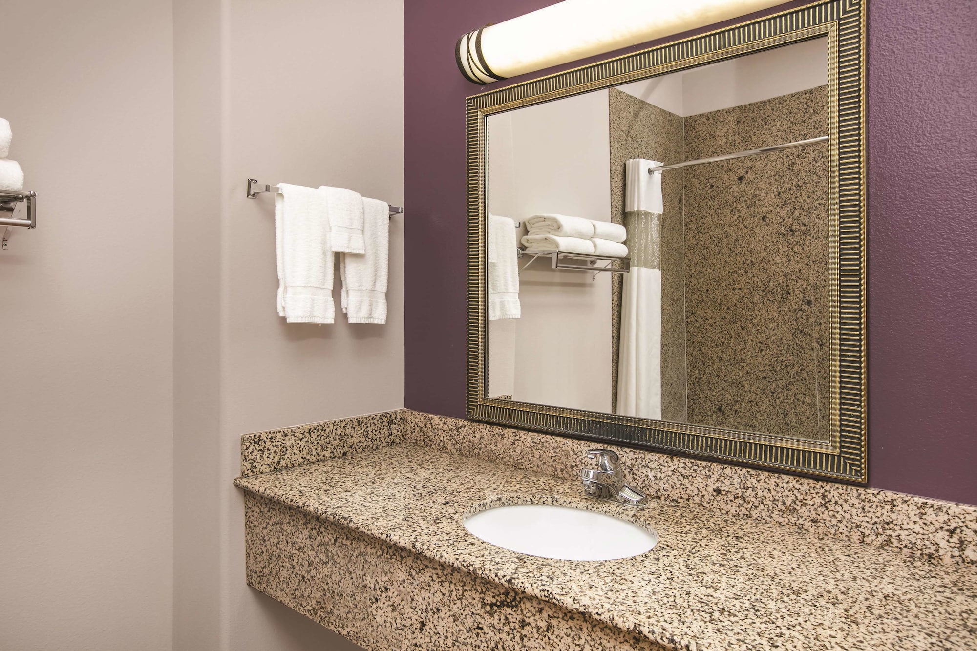 La Quinta Inn & Suites by Wyndham Brownwood