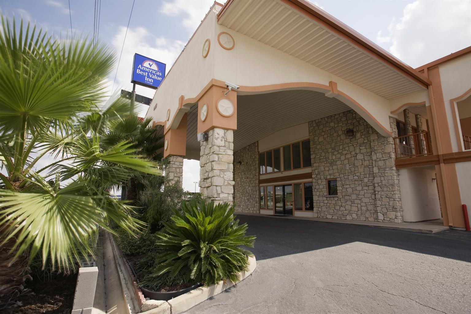Americas Best Value Inn Buda