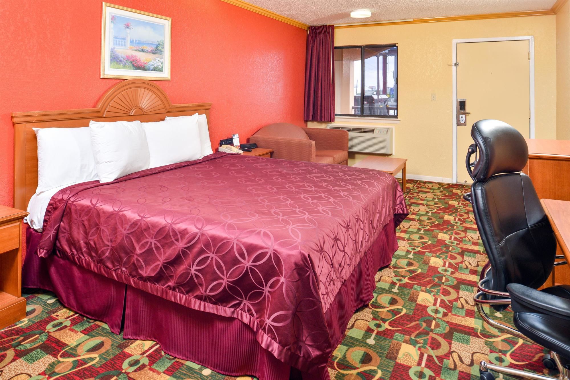 Americas Best Value Inn Buda