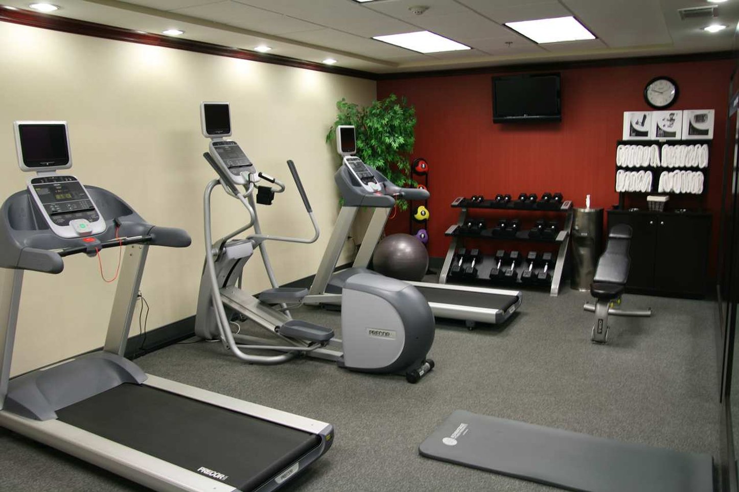 Hampton Inn & Suites Buda