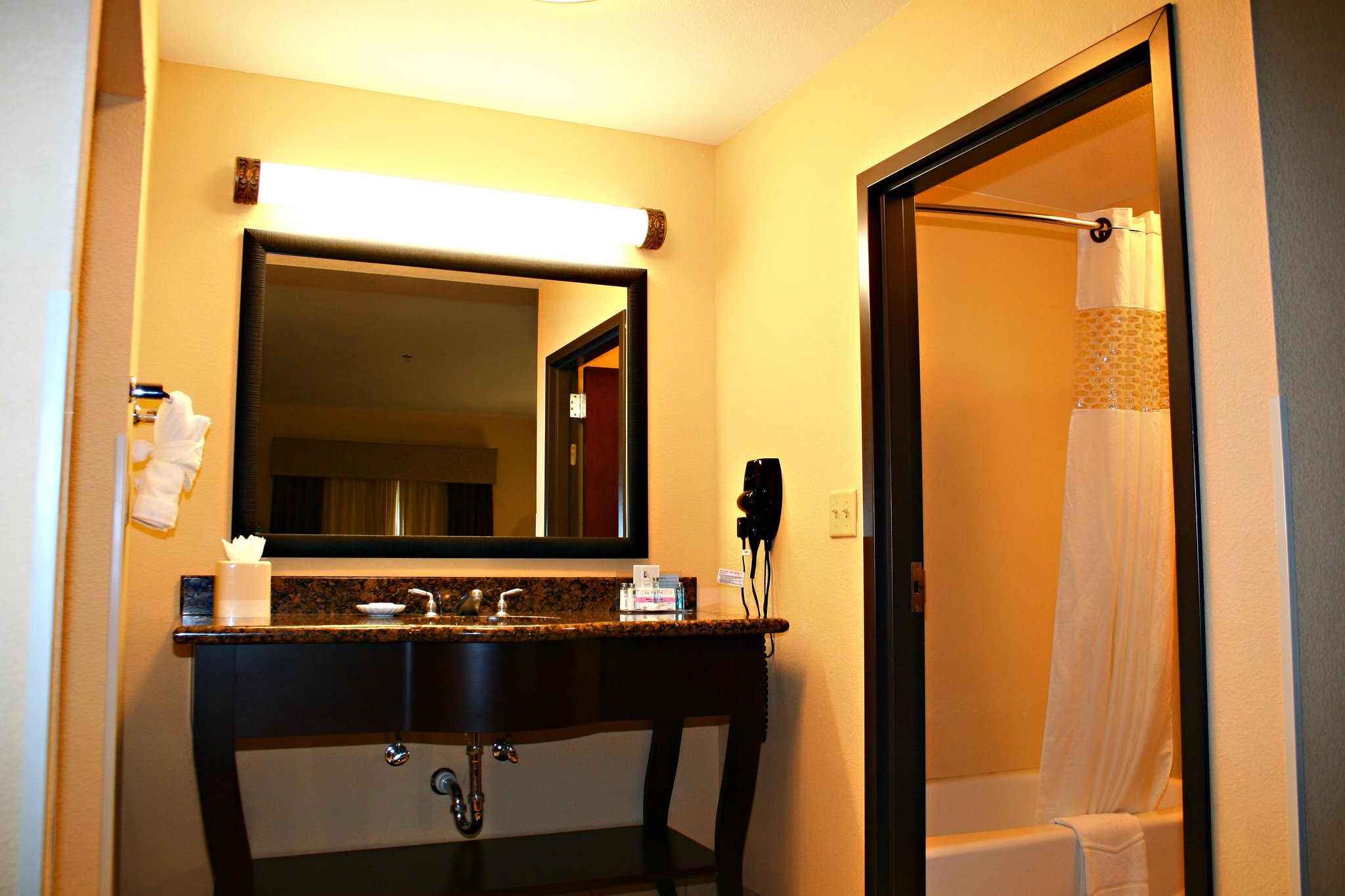 Hampton Inn & Suites Buda