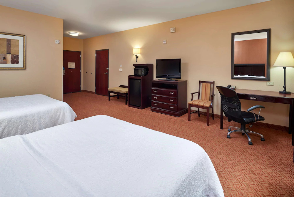 Hampton Inn & Suites Buda