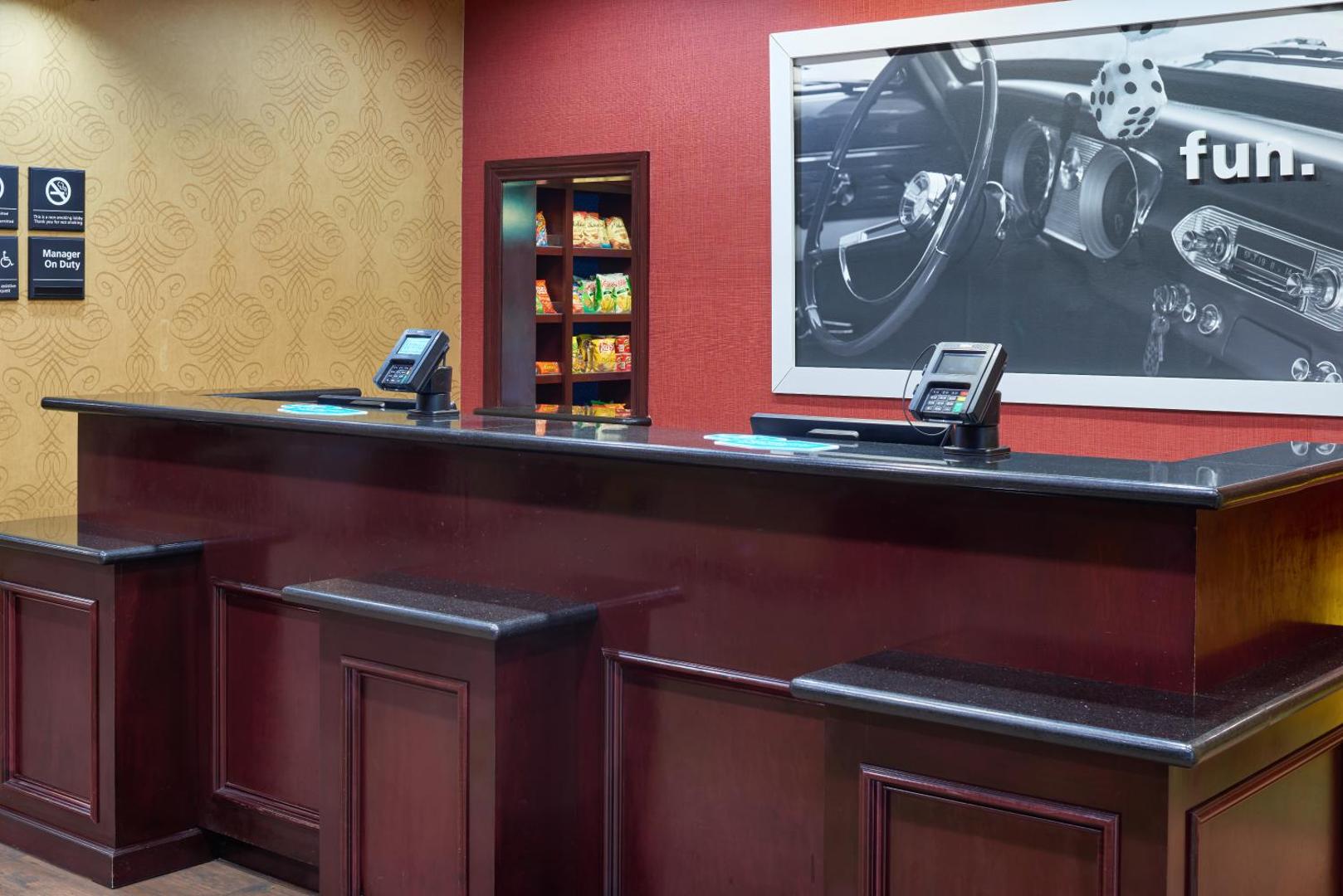 Hampton Inn & Suites Buda