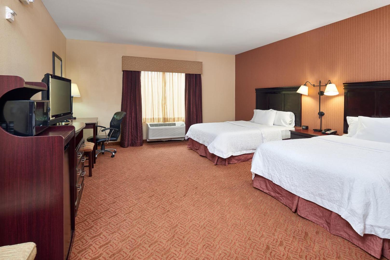 Hampton Inn & Suites Buda
