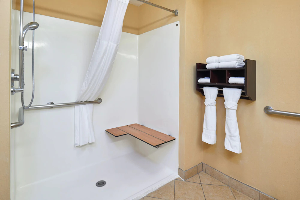 Hampton Inn & Suites Buda