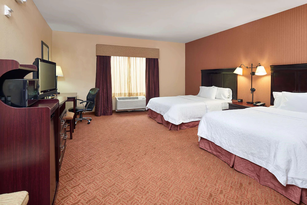 Hampton Inn & Suites Buda